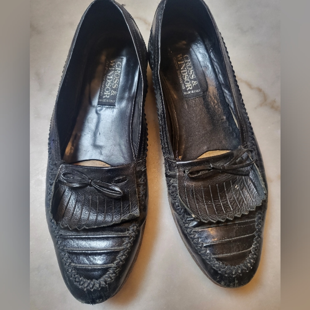 Cross and Windsor black dress shoes size 9